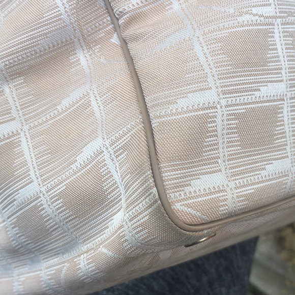 Authentic Chanel Travel Line Tote in good condition with pouch - Picture 3 of 15